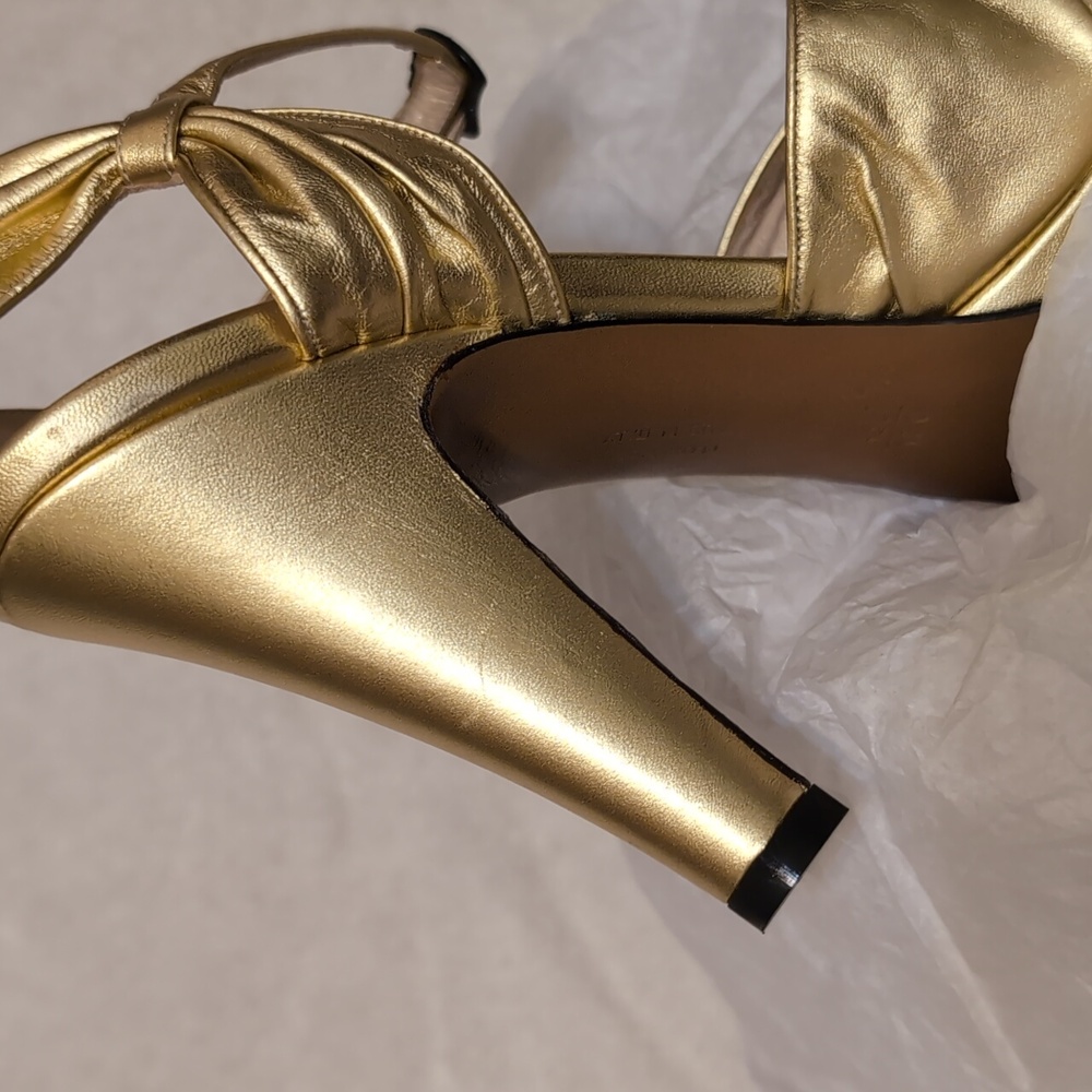 Salvatore Ferragamo Creations Vintage Reproduction Gold Heels - Picture 11 of 14